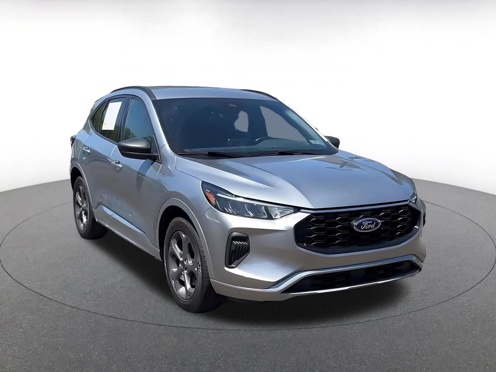 Thumbnail: 2024 Ford Escape - 3