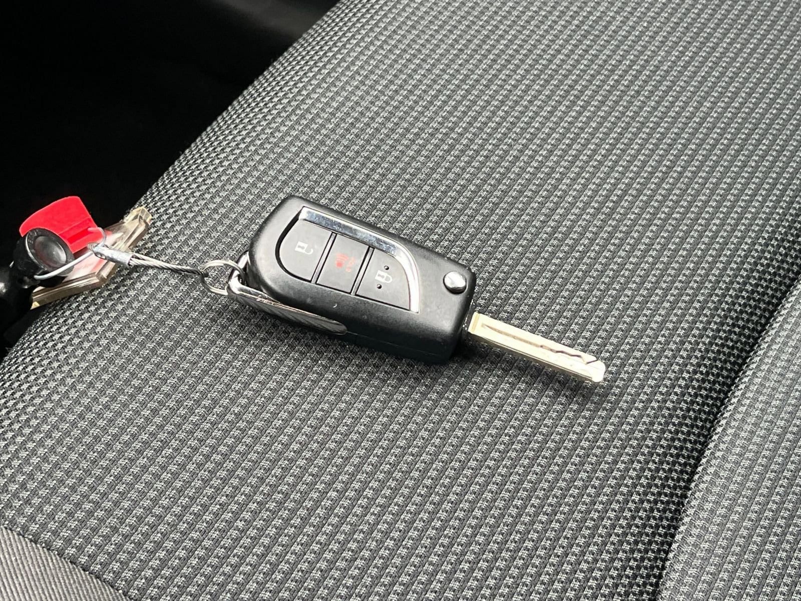 Thumbnail: 2025 Toyota RAV4 - 22