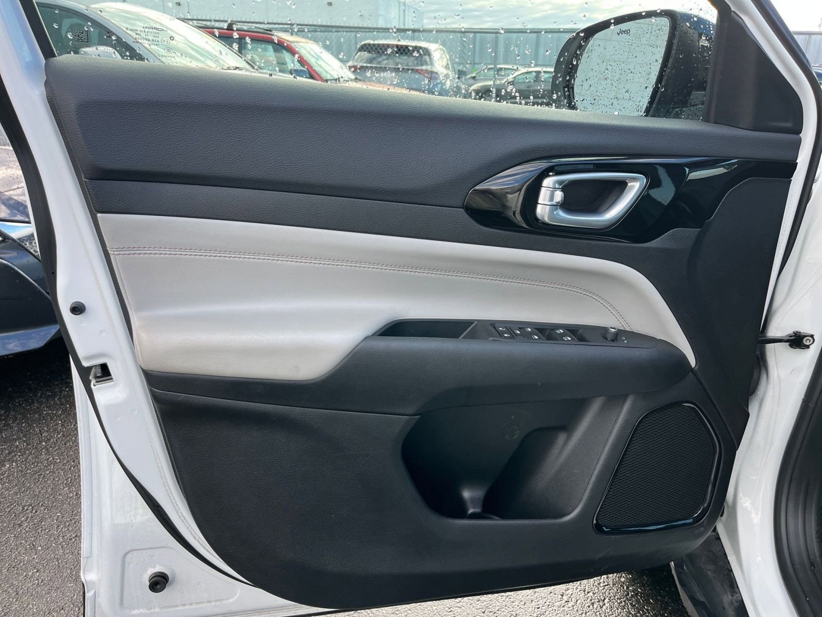 Thumbnail: 2025 Jeep Compass - 20