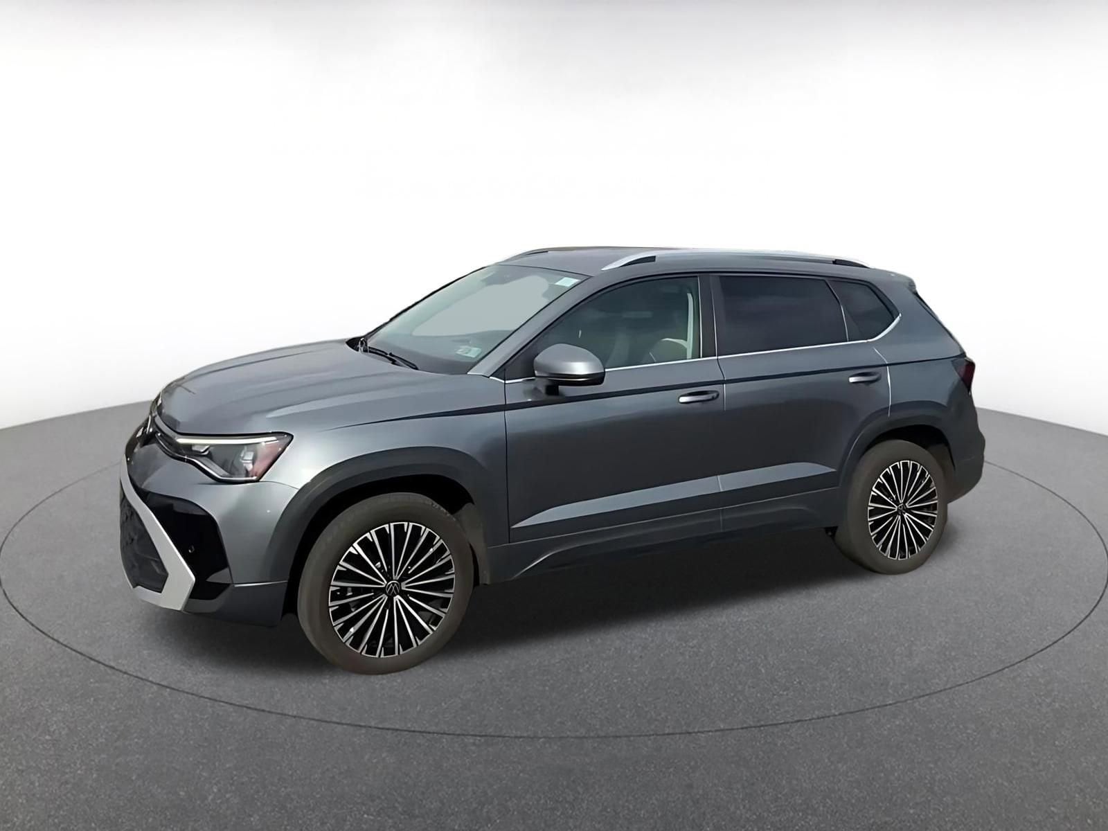 Thumbnail: 2025 Volkswagen Taos - 7