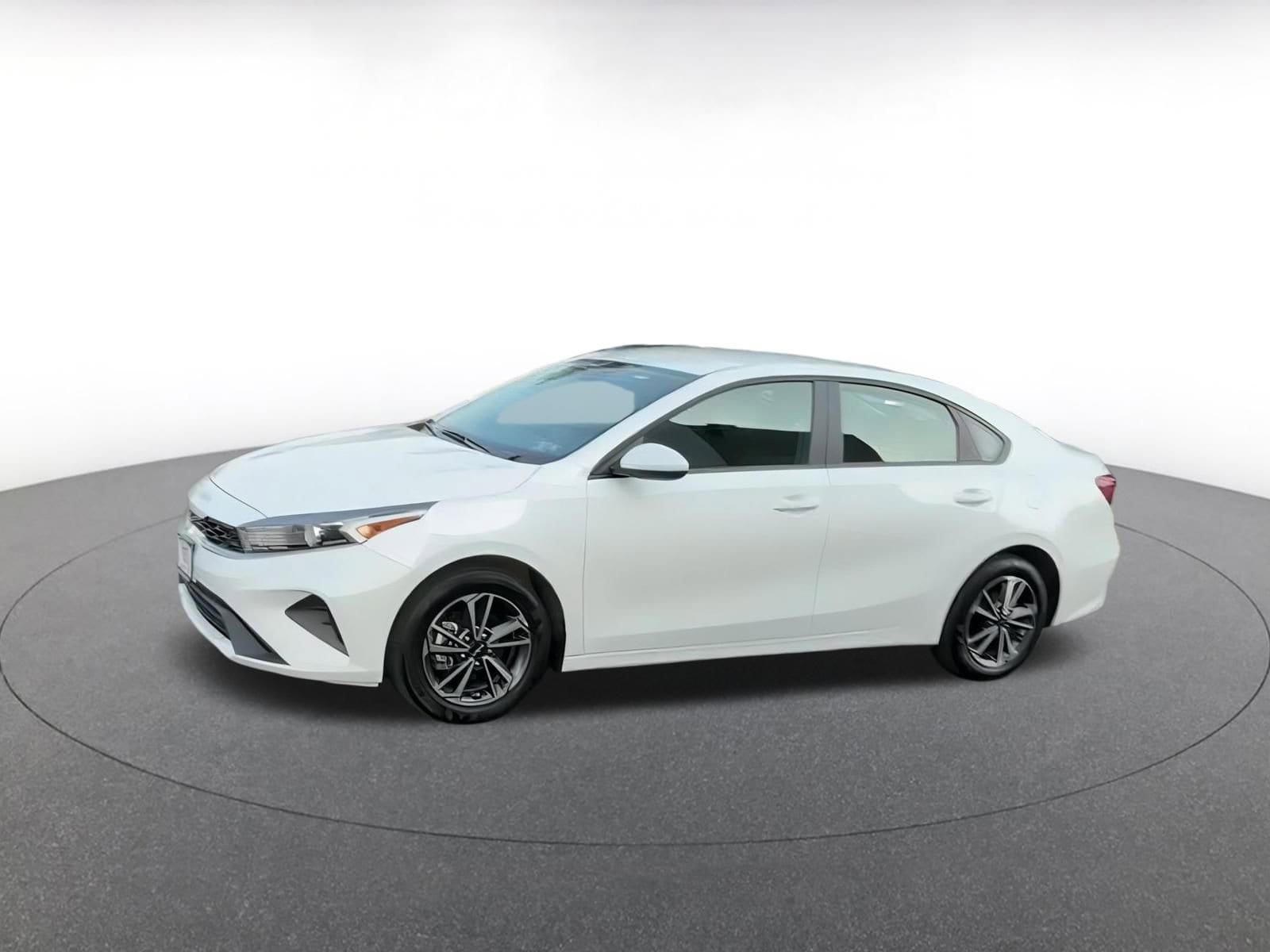 2024 Kia Forte LXS 6