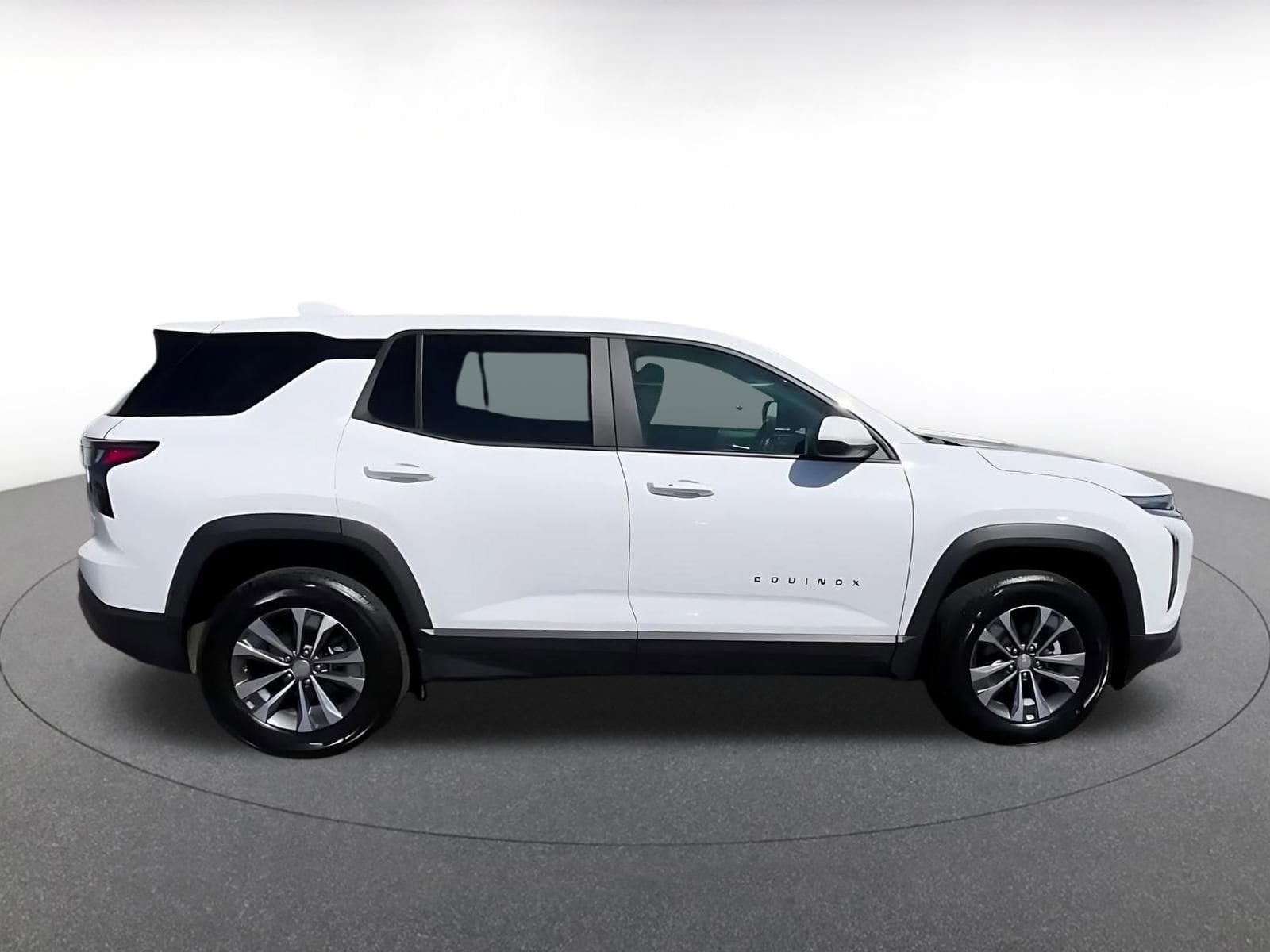 Thumbnail: 2025 Chevrolet Equinox - 16