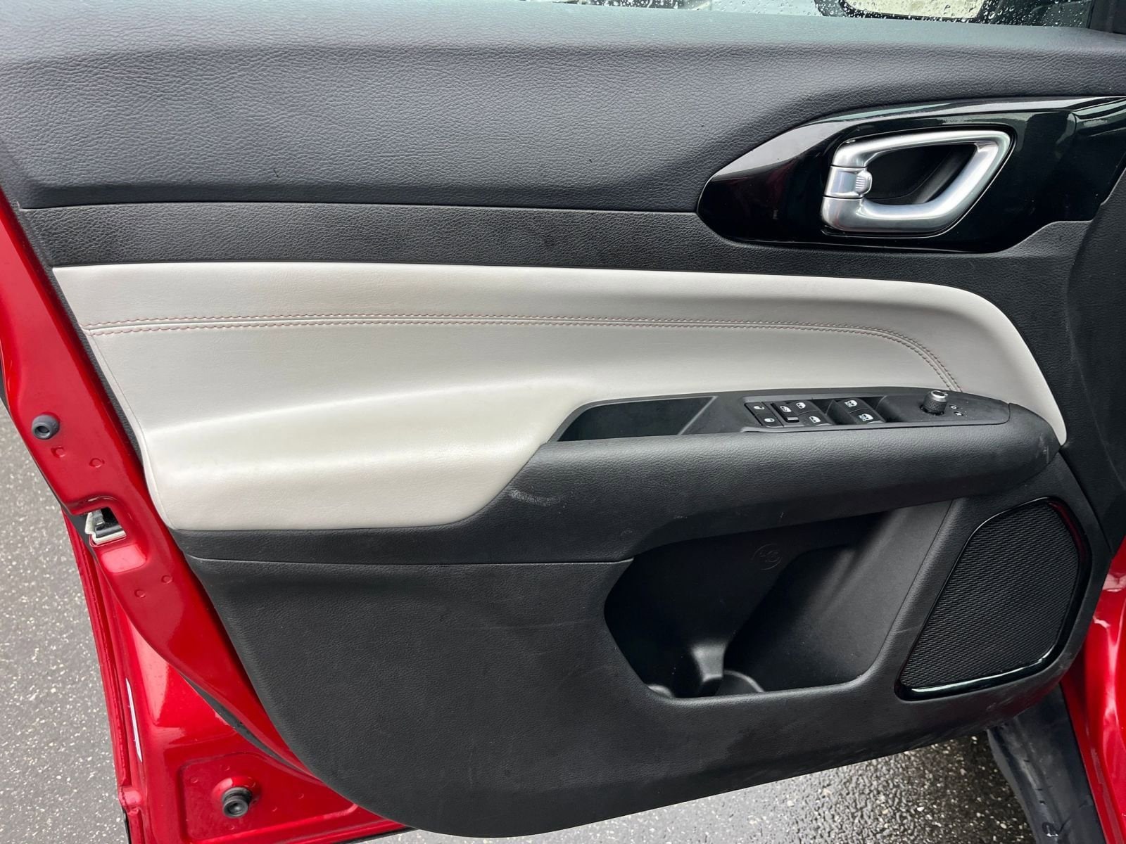 Thumbnail: 2025 Jeep Compass - 18