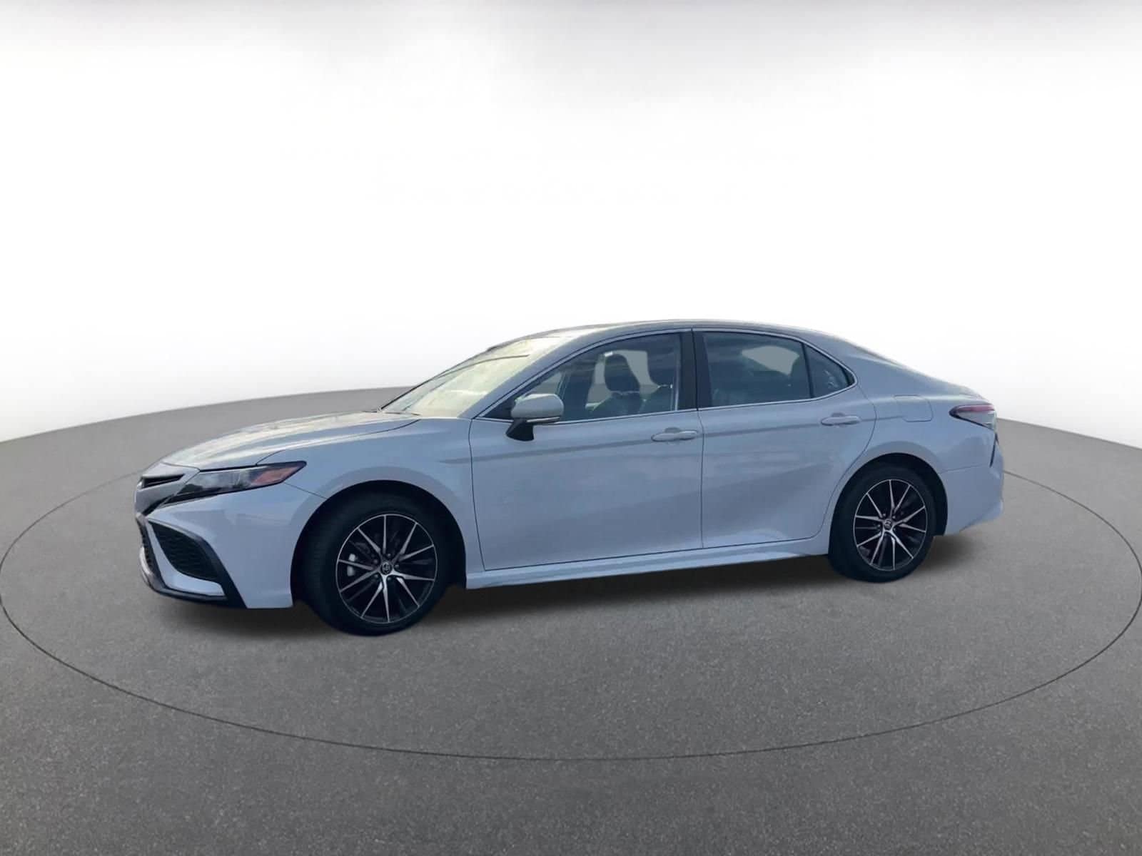 Thumbnail: 2024 Toyota Camry - 8