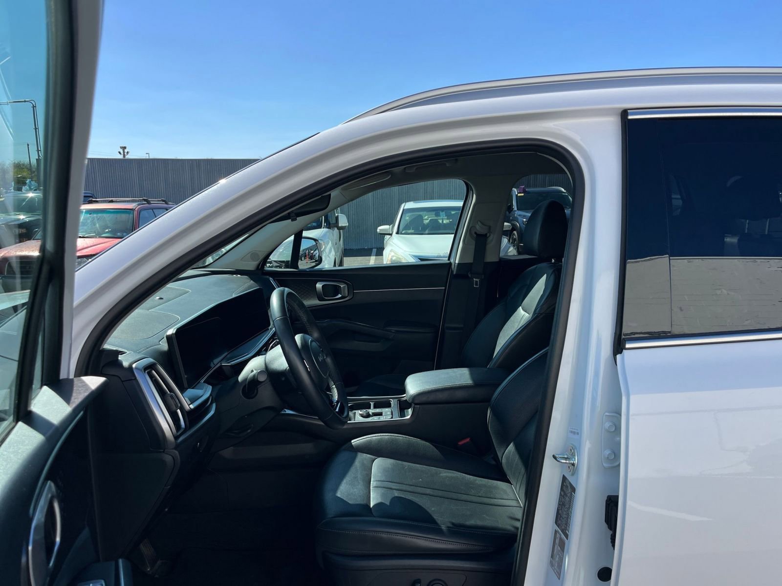 Thumbnail: 2024 Kia Sorento - 27