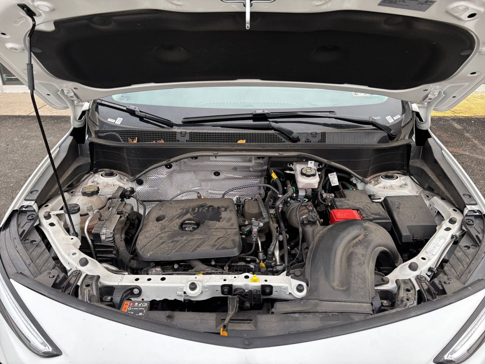 Thumbnail: 2025 Buick Encore GX - 32