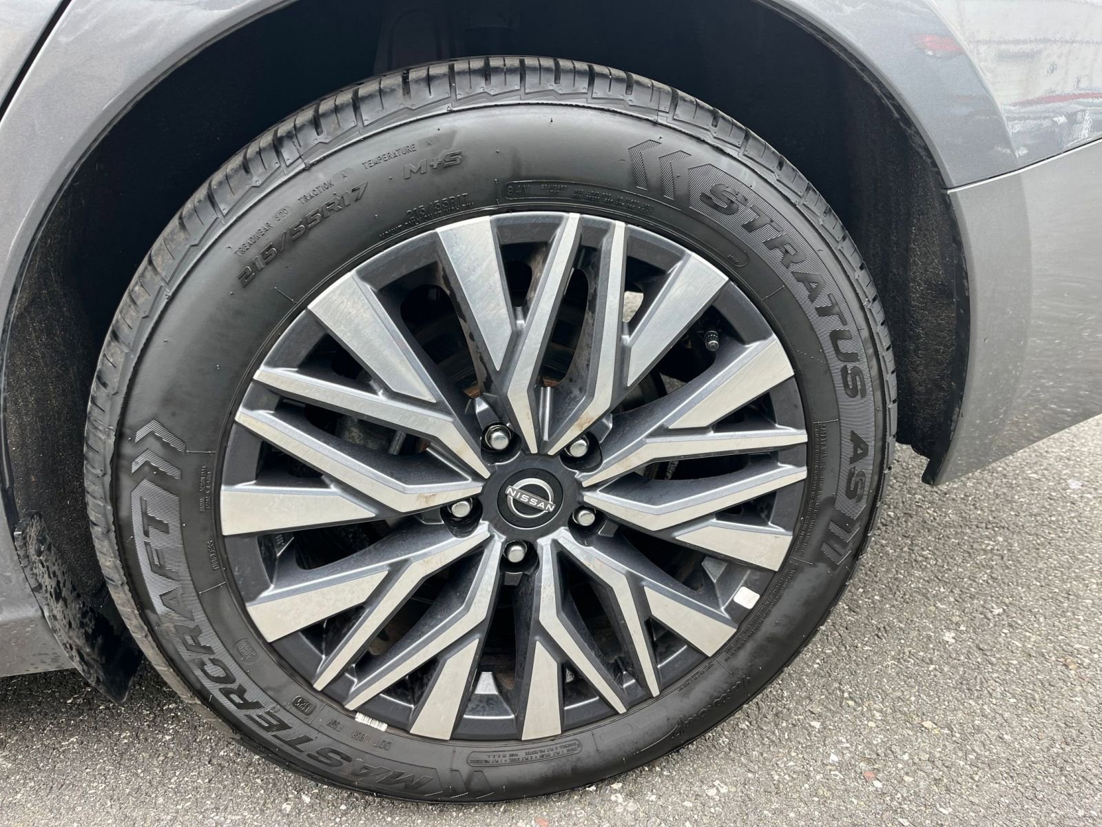 Thumbnail: 2025 Nissan Altima - 31