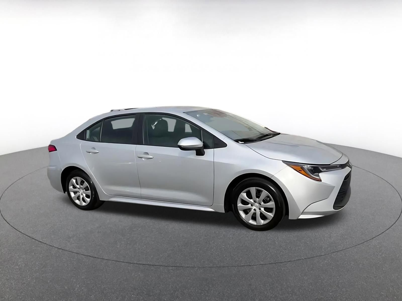 Thumbnail: 2025 Toyota Corolla - 2