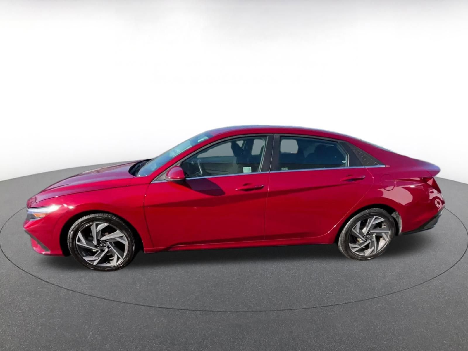 Thumbnail: 2025 Hyundai Elantra - 9