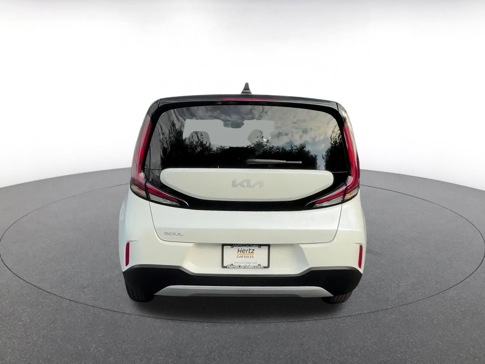 2024 Kia Soul LX 16