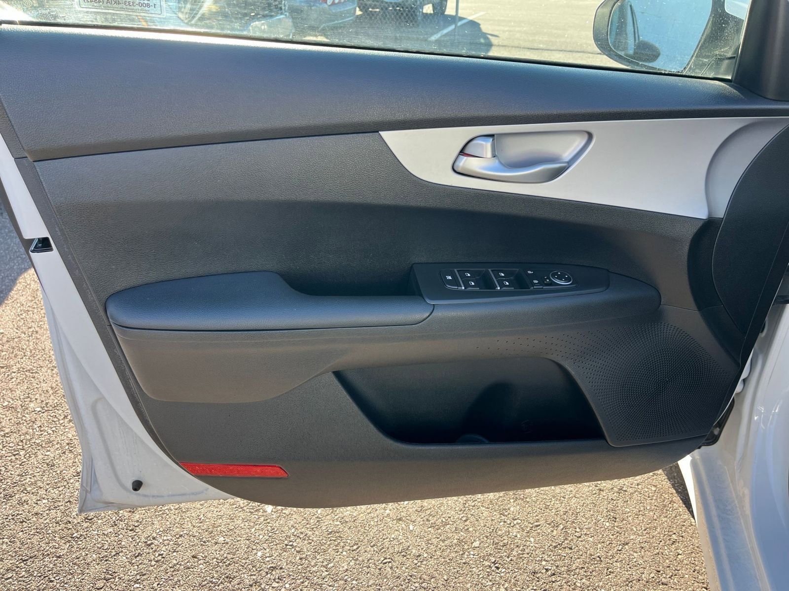 Thumbnail: 2024 Kia Forte - 20