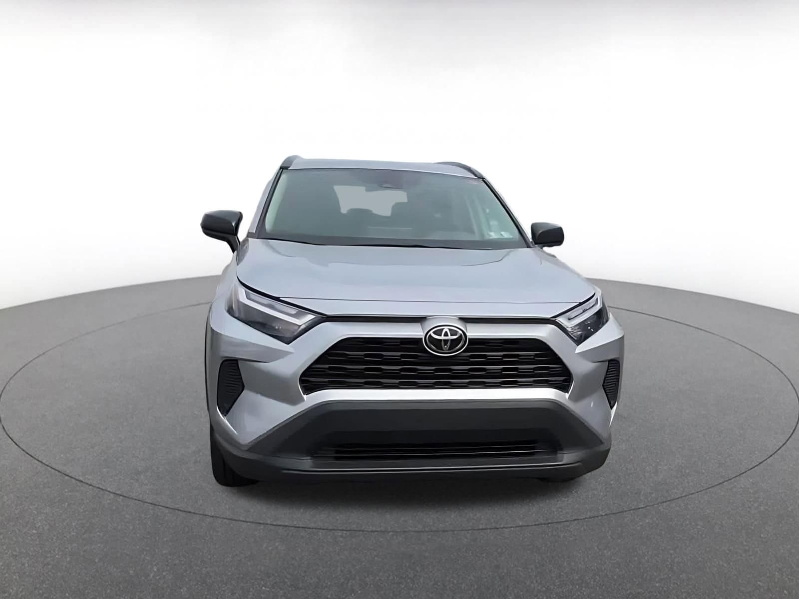 Thumbnail: 2025 Toyota RAV4 - 4