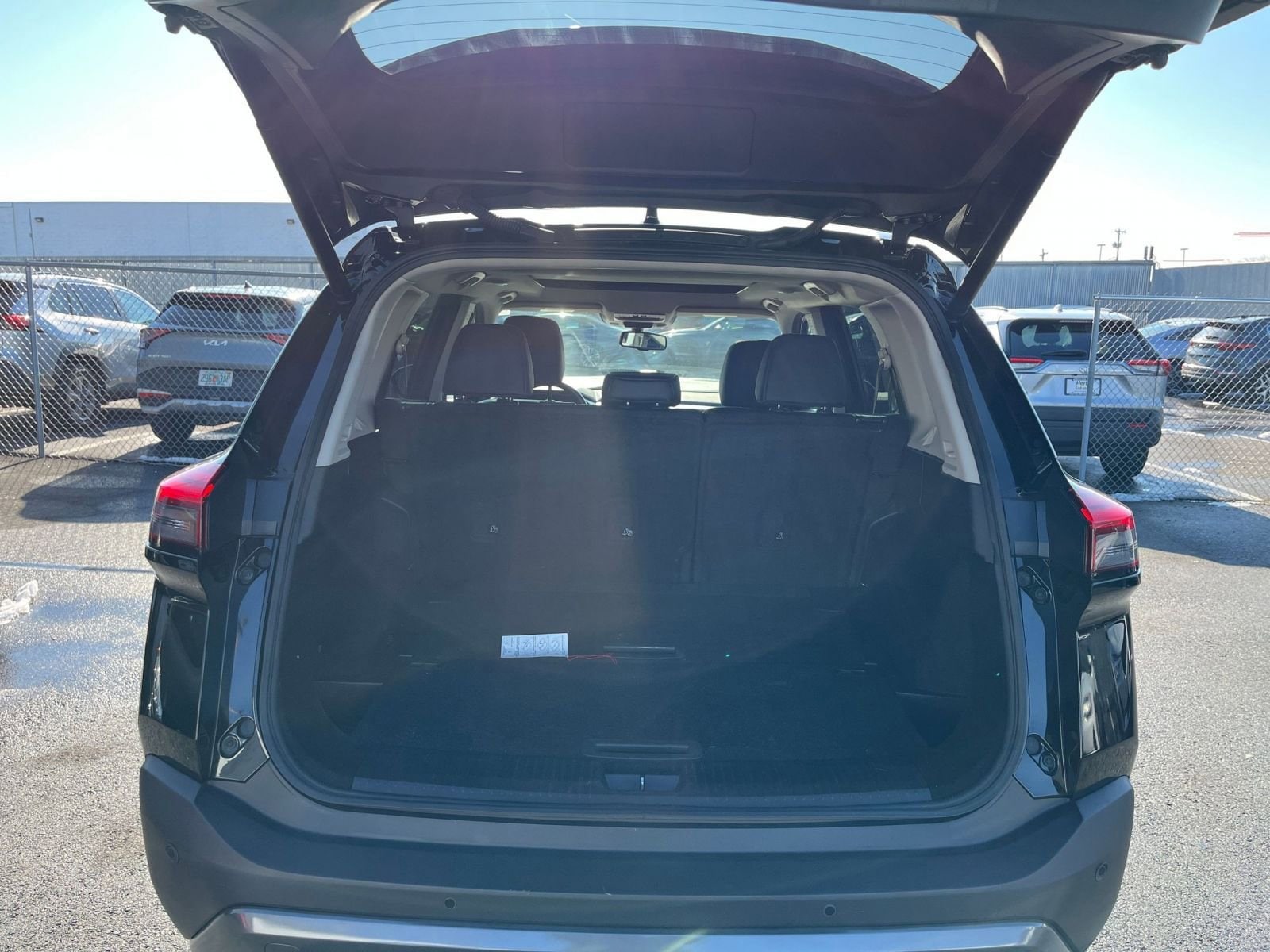 Thumbnail: 2023 Nissan Rogue - 32