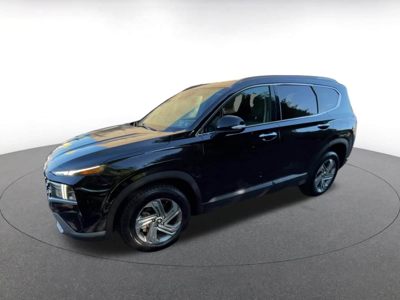 Thumbnail: 2023 Hyundai Santa Fe - 6