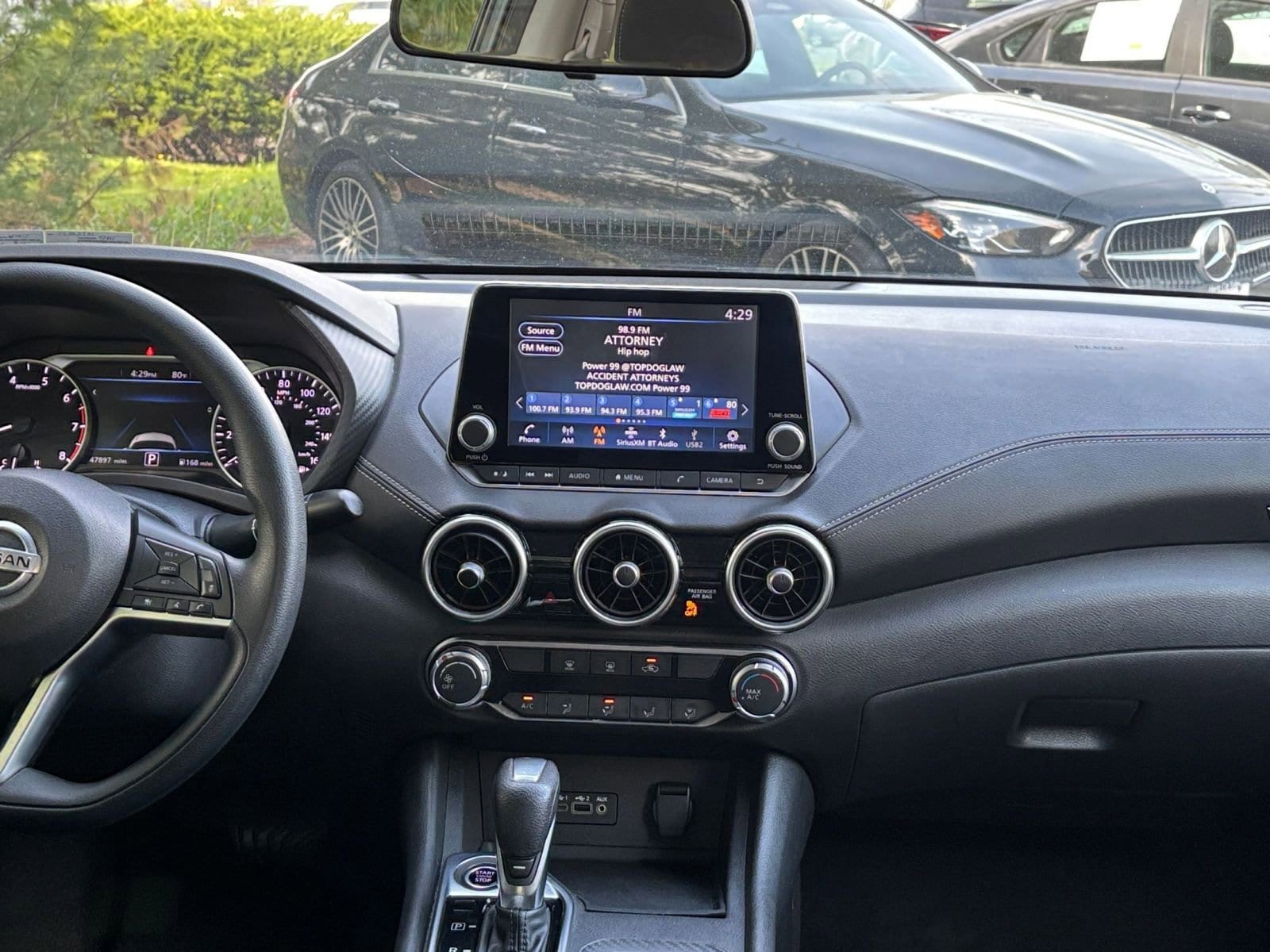 2023 Nissan Sentra SV 18