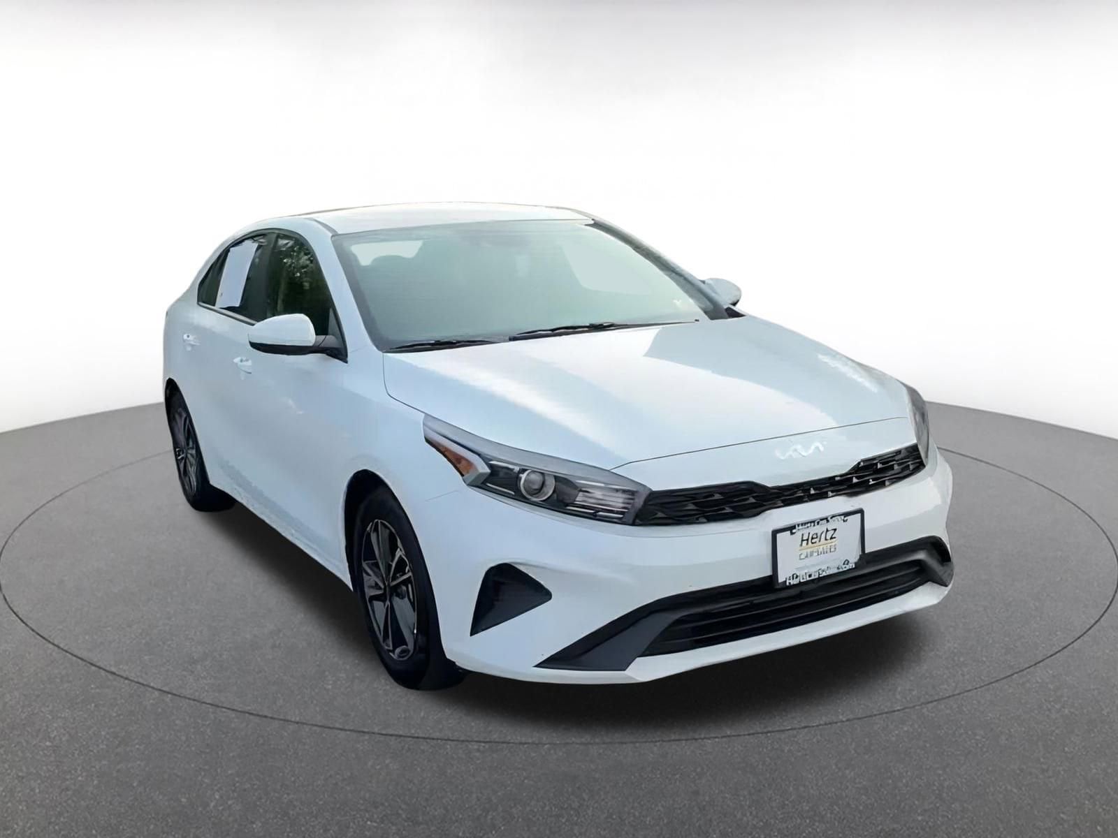 2024 Kia Forte LXS 2