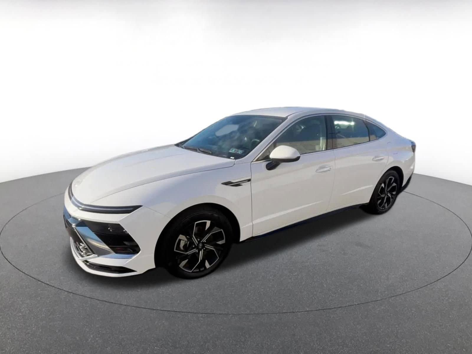 Thumbnail: 2025 Hyundai Sonata - 10