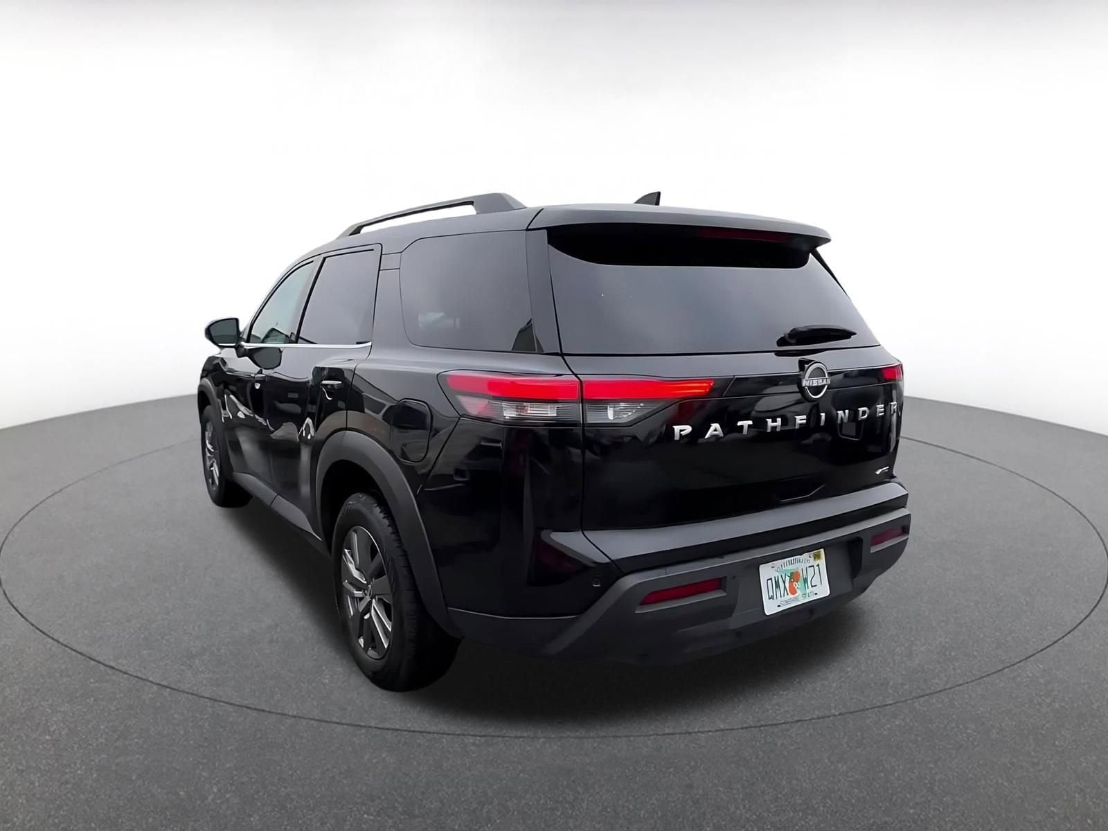 Thumbnail: 2025 Nissan Pathfinder - 11