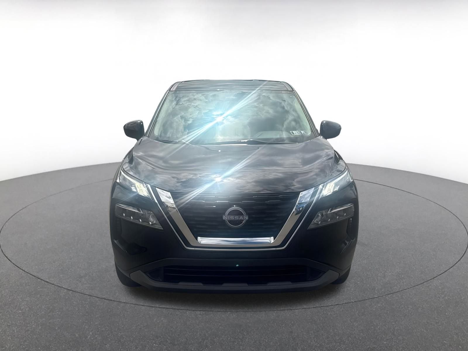 Thumbnail: 2023 Nissan Rogue - 2