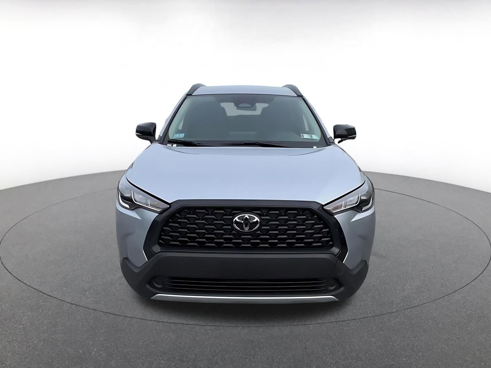 Thumbnail: 2025 Toyota Corolla Cross - 4