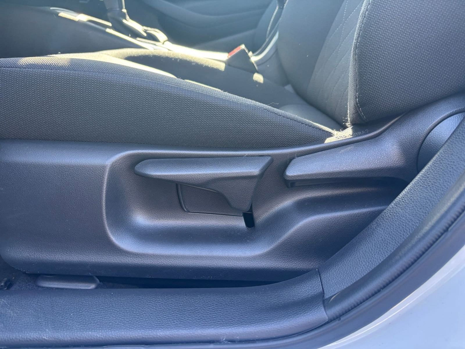 Thumbnail: 2025 Toyota Corolla - 22