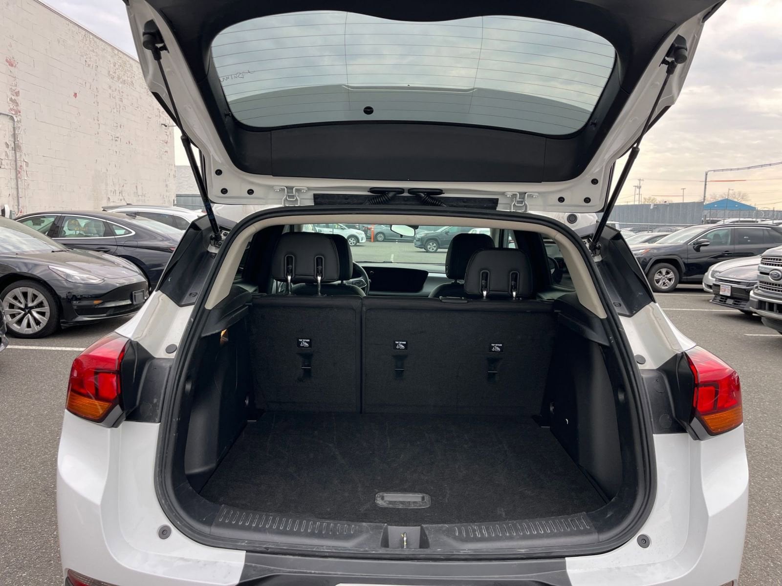 Thumbnail: 2025 Buick Encore GX - 30