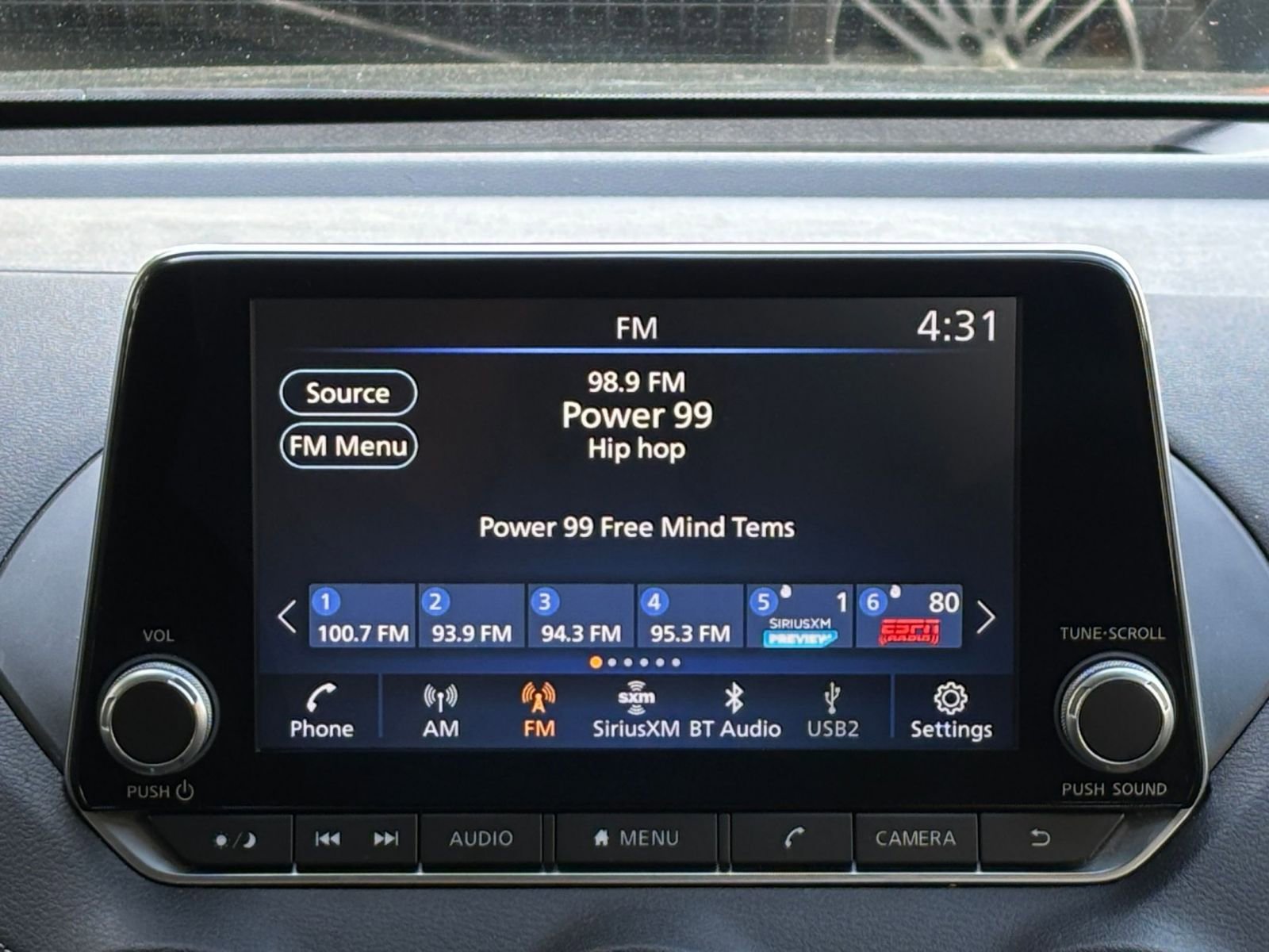 2023 Nissan Sentra SV 21