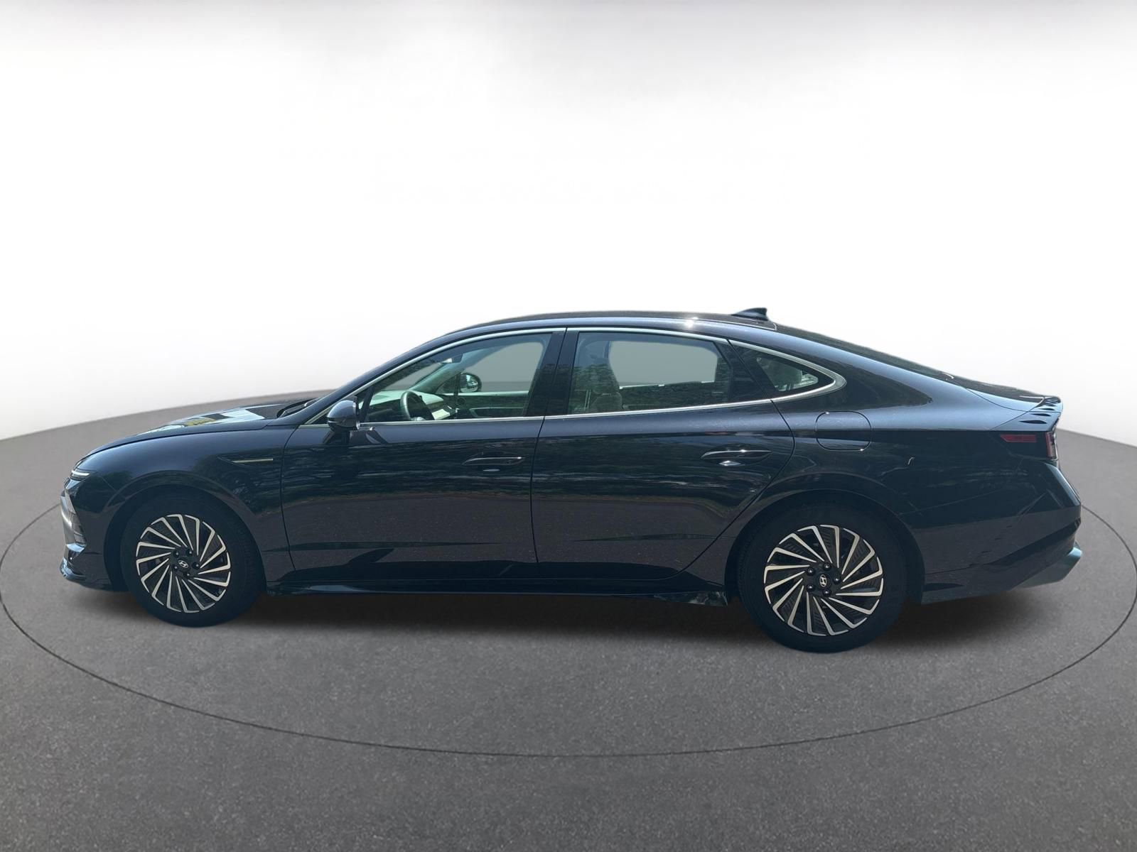 Thumbnail: 2024 Hyundai Sonata - 5