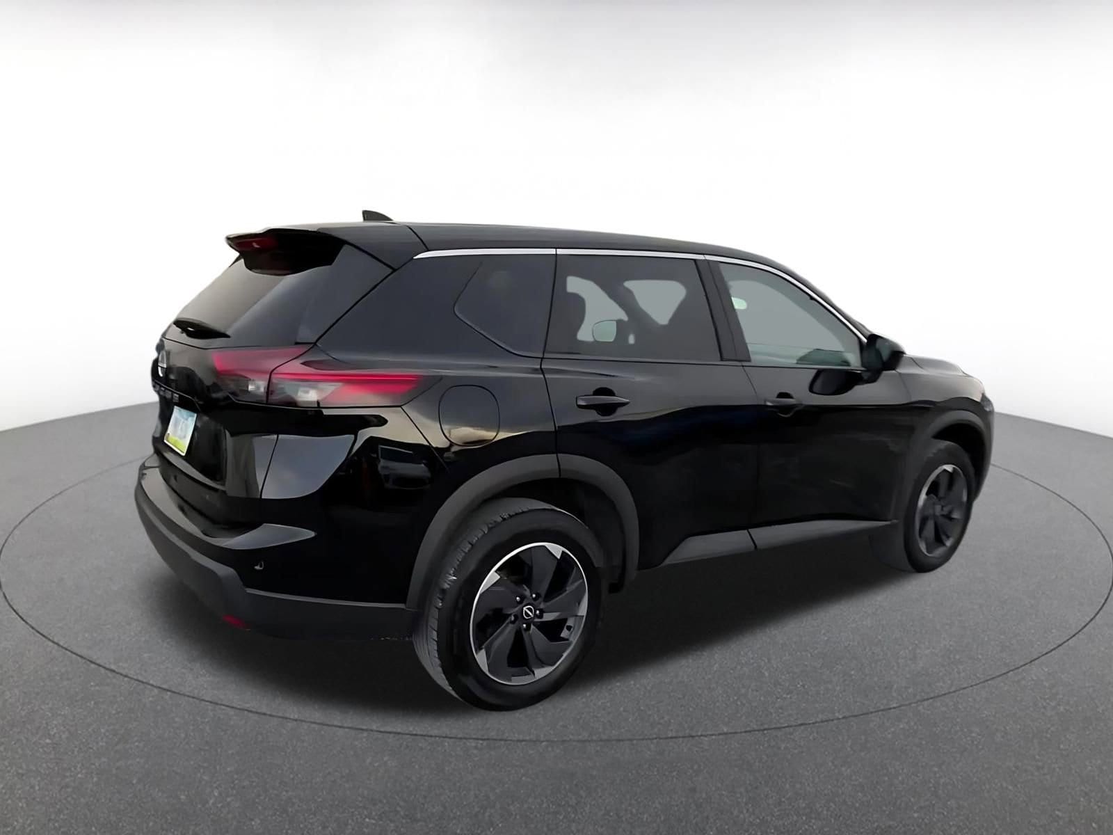 Thumbnail: 2025 Nissan Rogue - 15