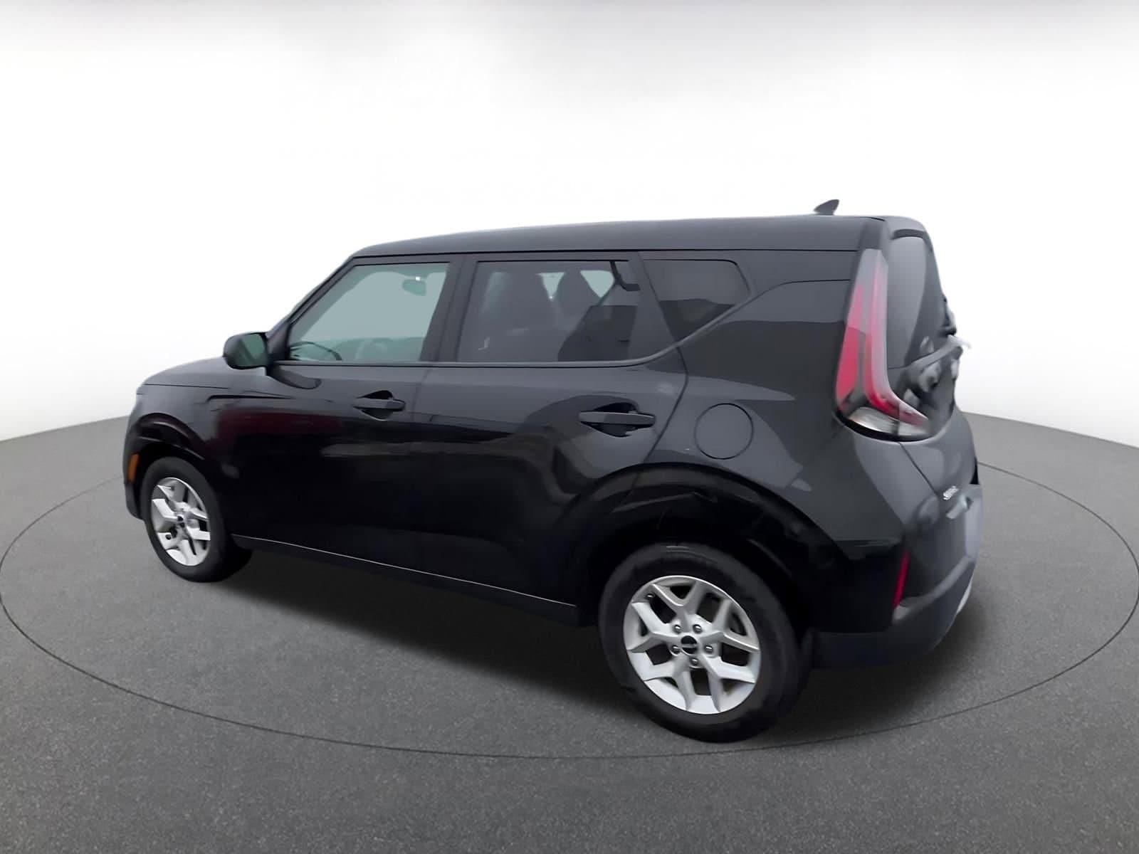 Thumbnail: 2025 Kia Soul - 10