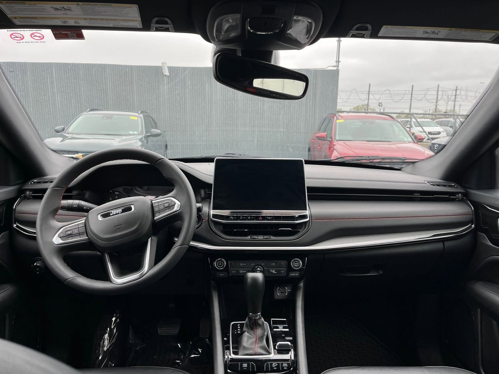 Thumbnail: 2025 Jeep Compass - 32