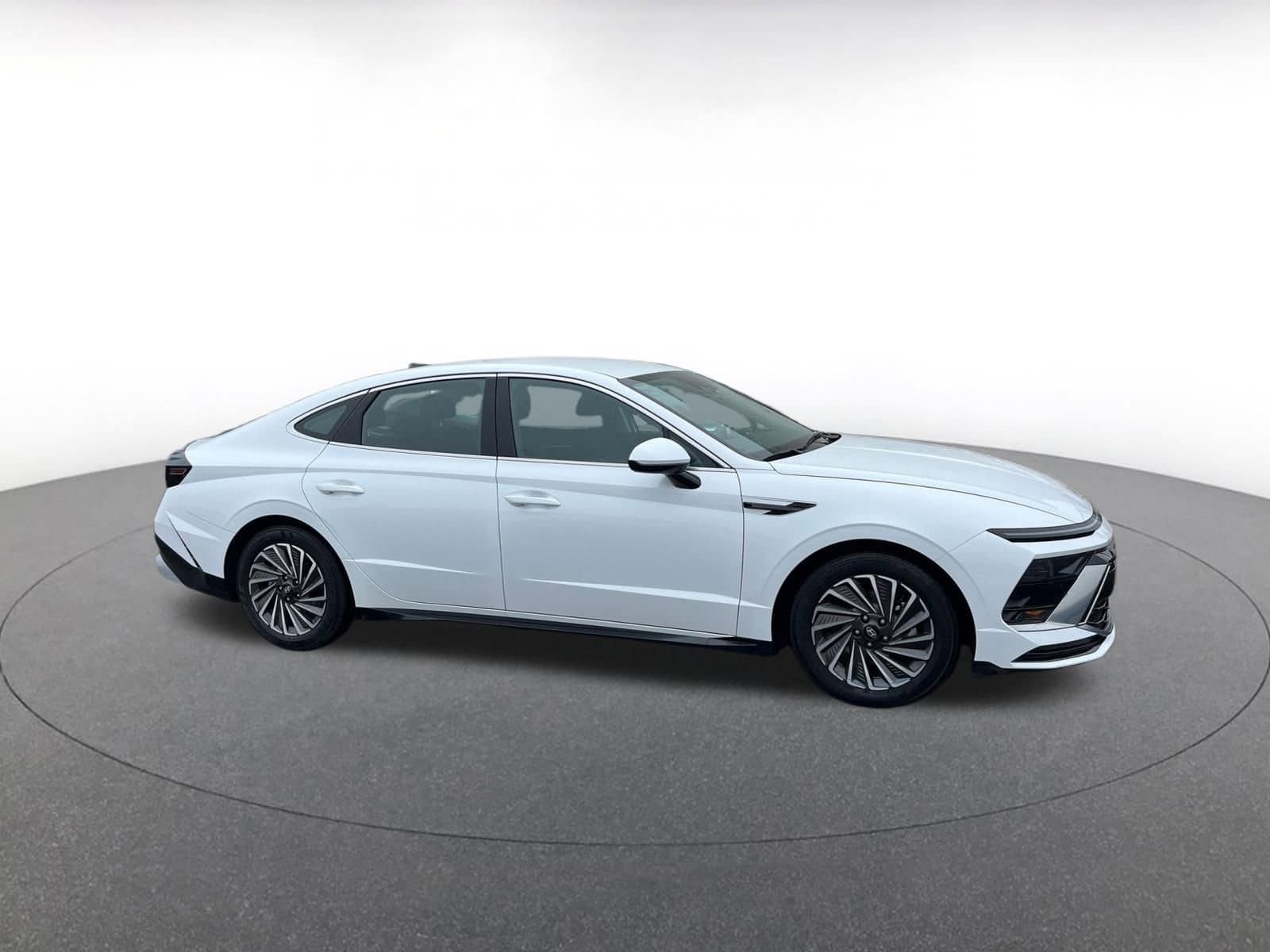 Thumbnail: 2025 Hyundai Sonata - 1