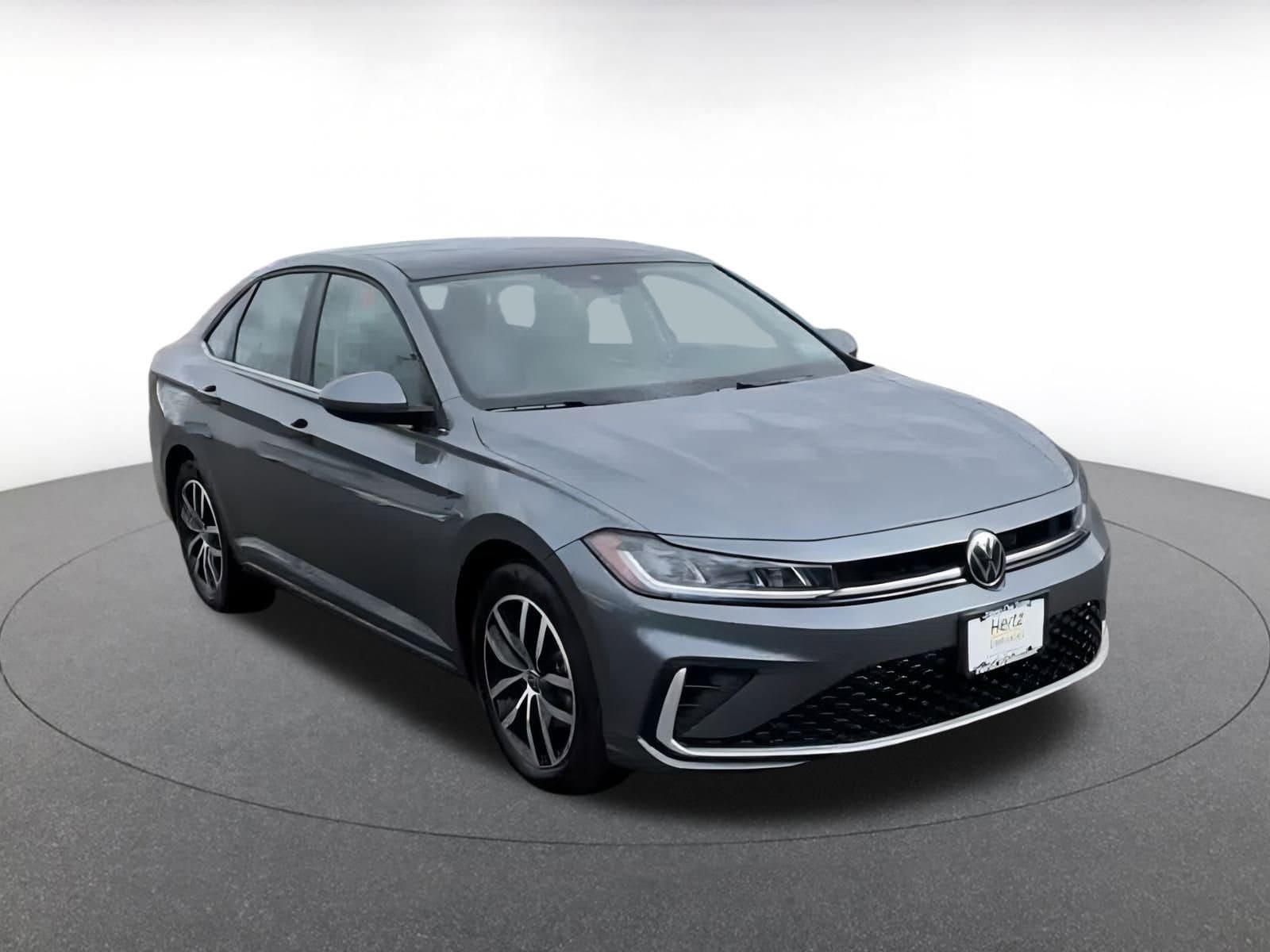 Thumbnail: 2025 Volkswagen Jetta - 3