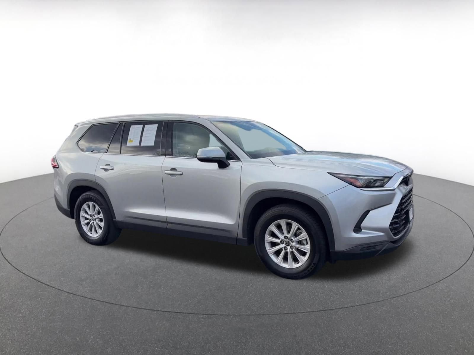 Thumbnail: 2025 Toyota Grand Highlander - 2