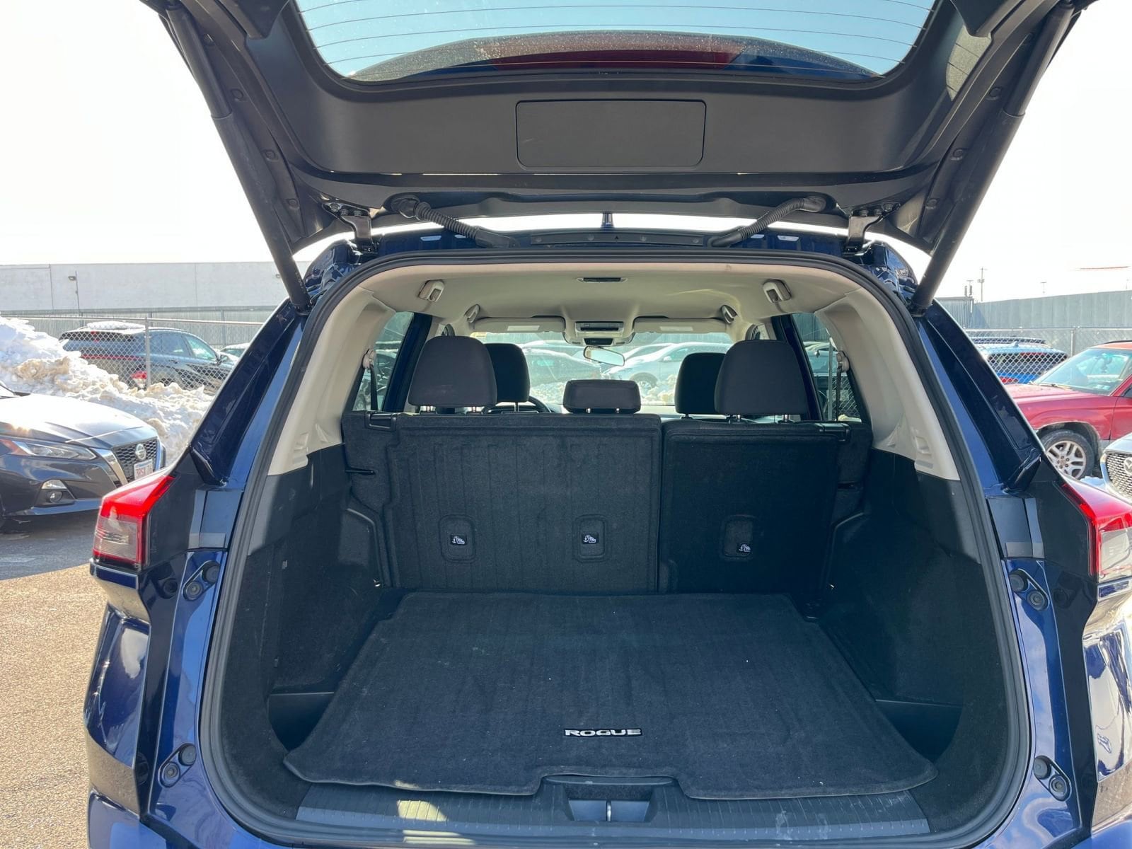 Thumbnail: 2025 Nissan Rogue - 32