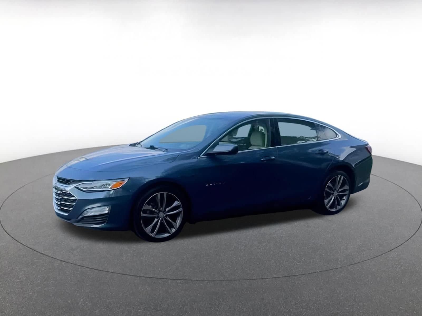 Thumbnail: 2024 Chevrolet Malibu - 7