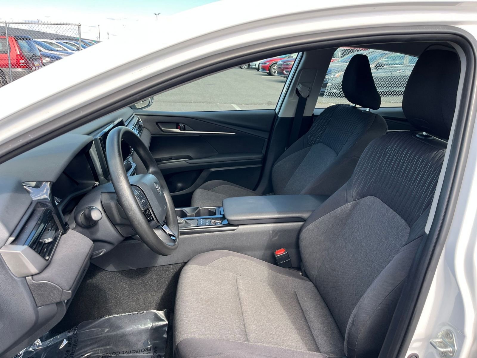 Thumbnail: 2025 Toyota Camry - 35