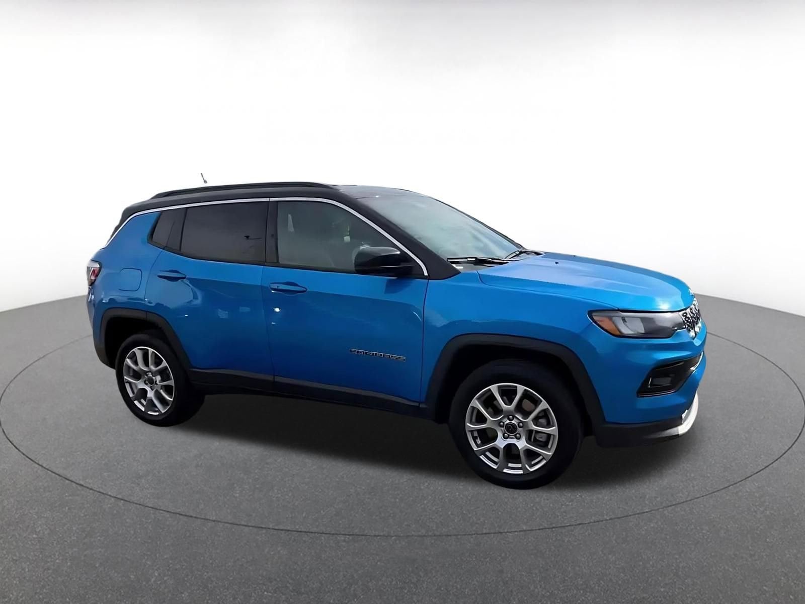 Thumbnail: 2025 Jeep Compass - 2