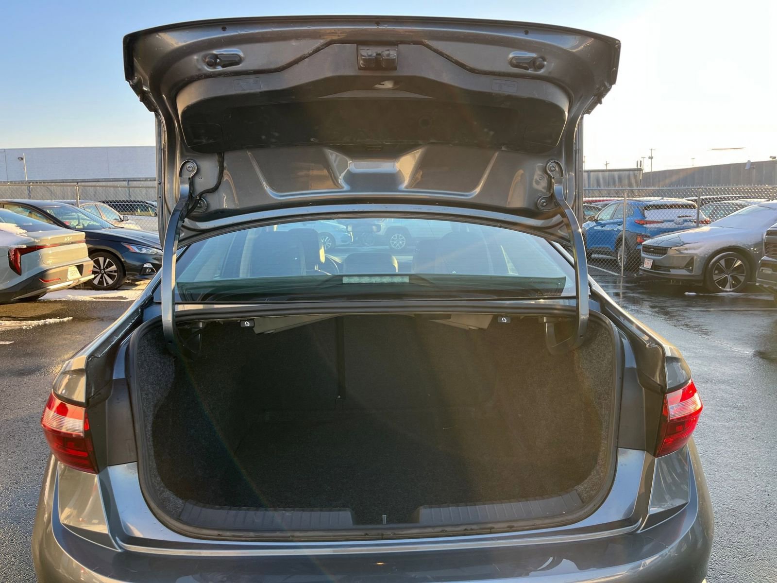 Thumbnail: 2025 Volkswagen Jetta - 31