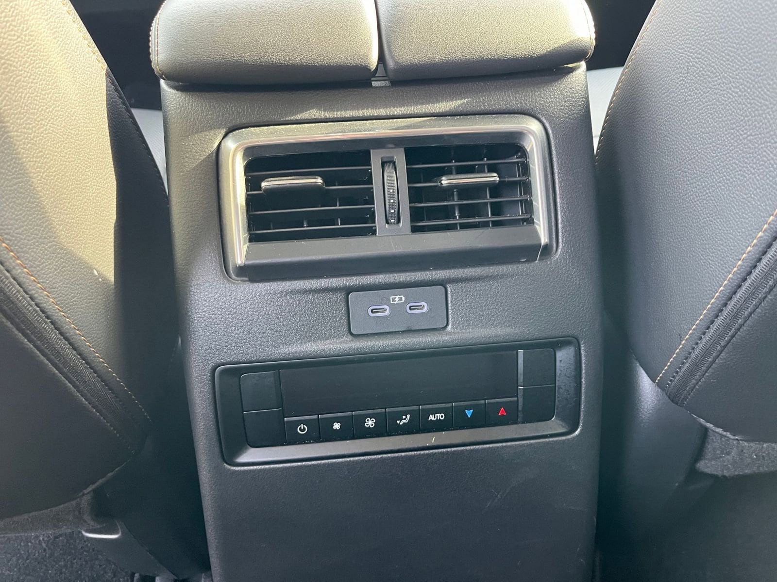 Thumbnail: 2025 Mazda CX-70 - 24