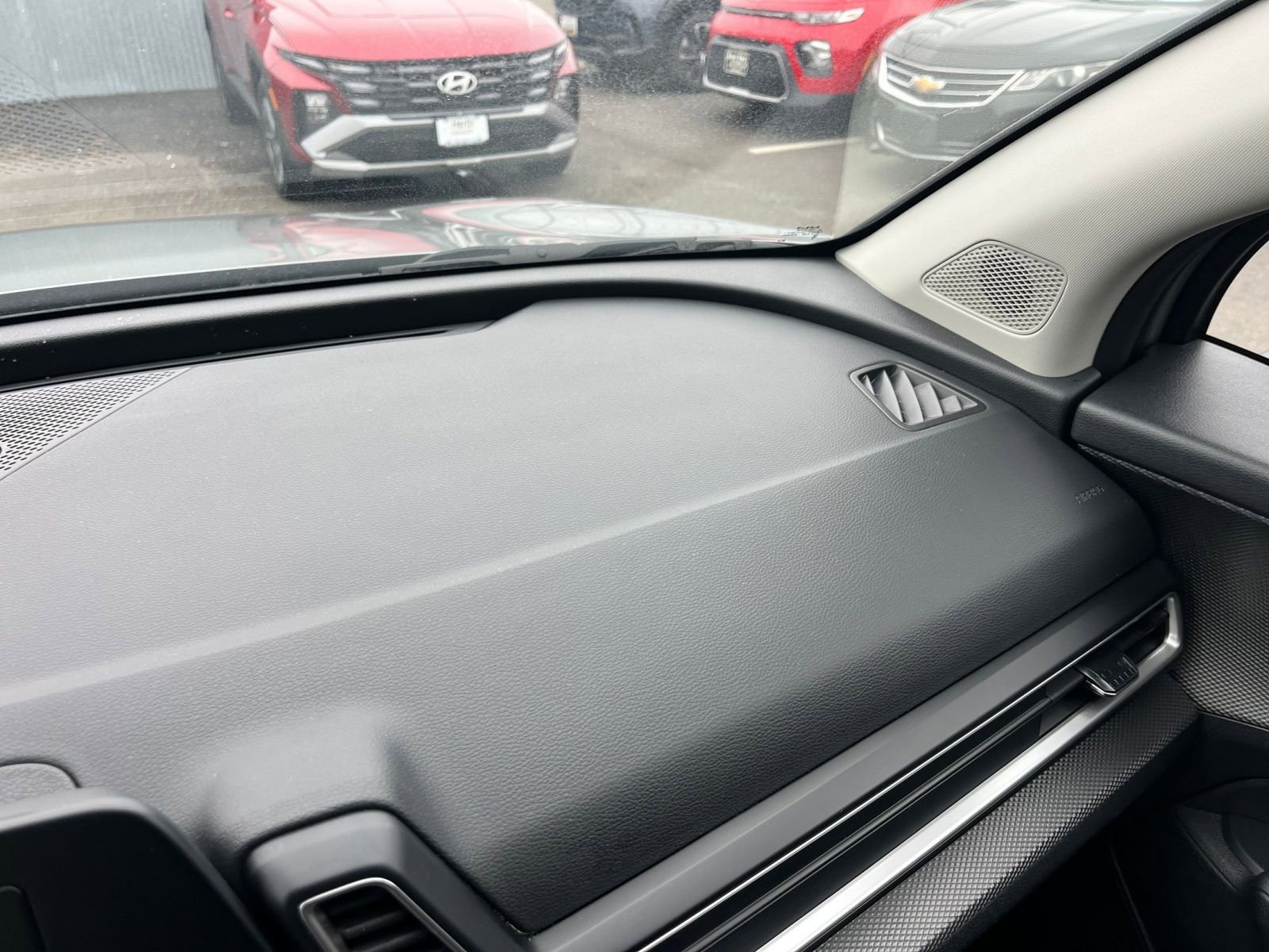 Thumbnail: 2025 Kia Sportage - 34