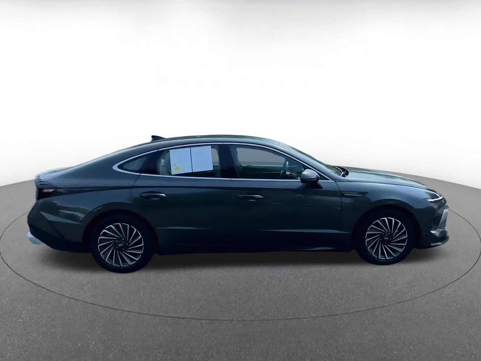 Thumbnail: 2024 Hyundai Sonata - 16