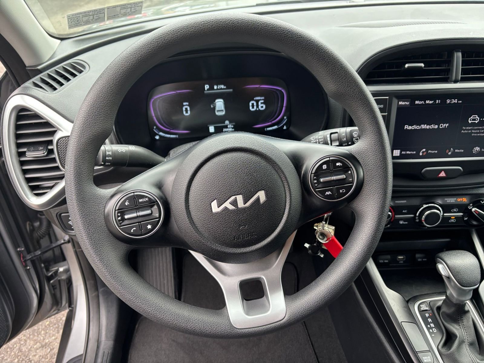 2024 Kia Soul LX 28