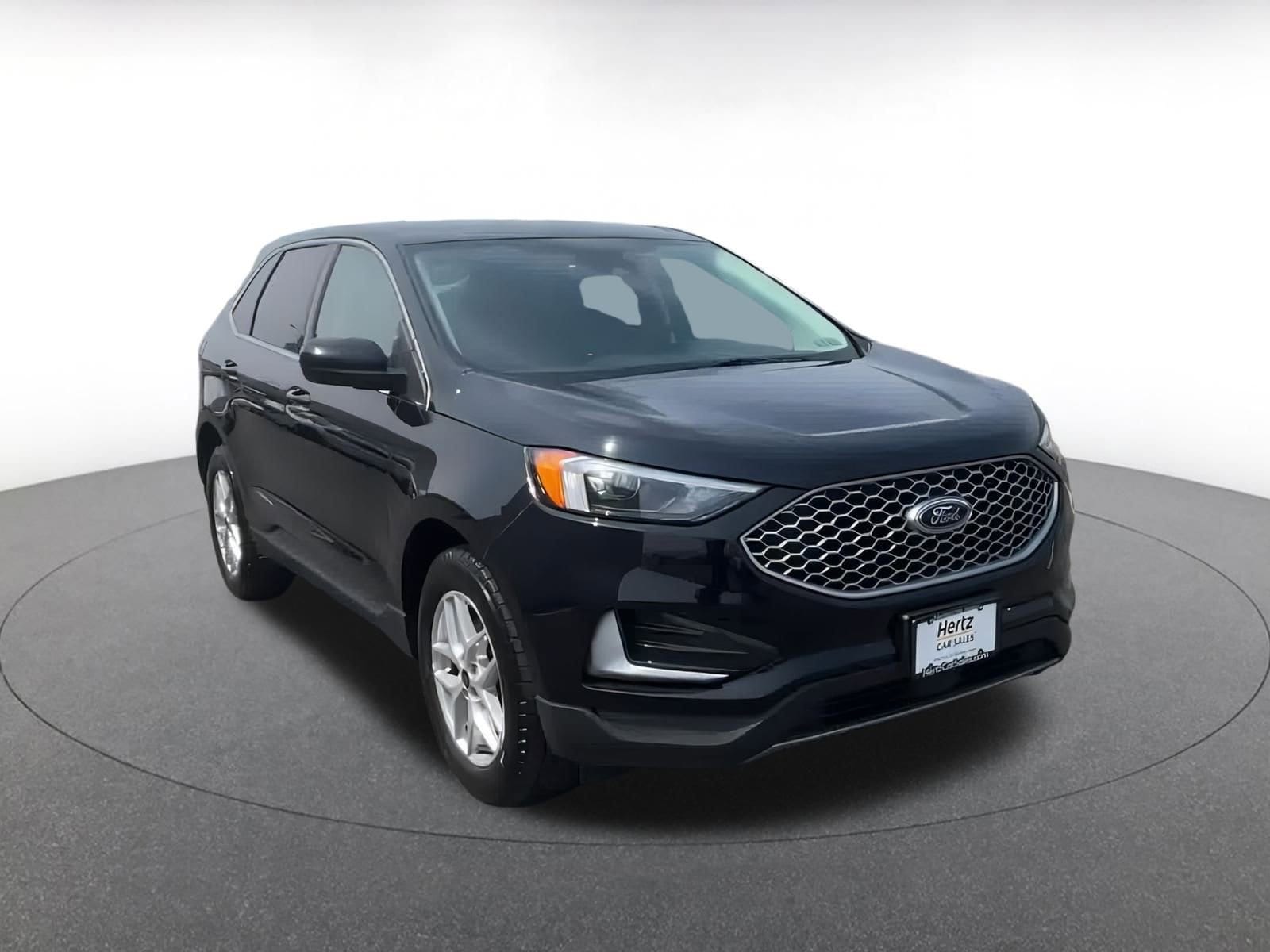 Thumbnail: 2024 Ford Edge - 3