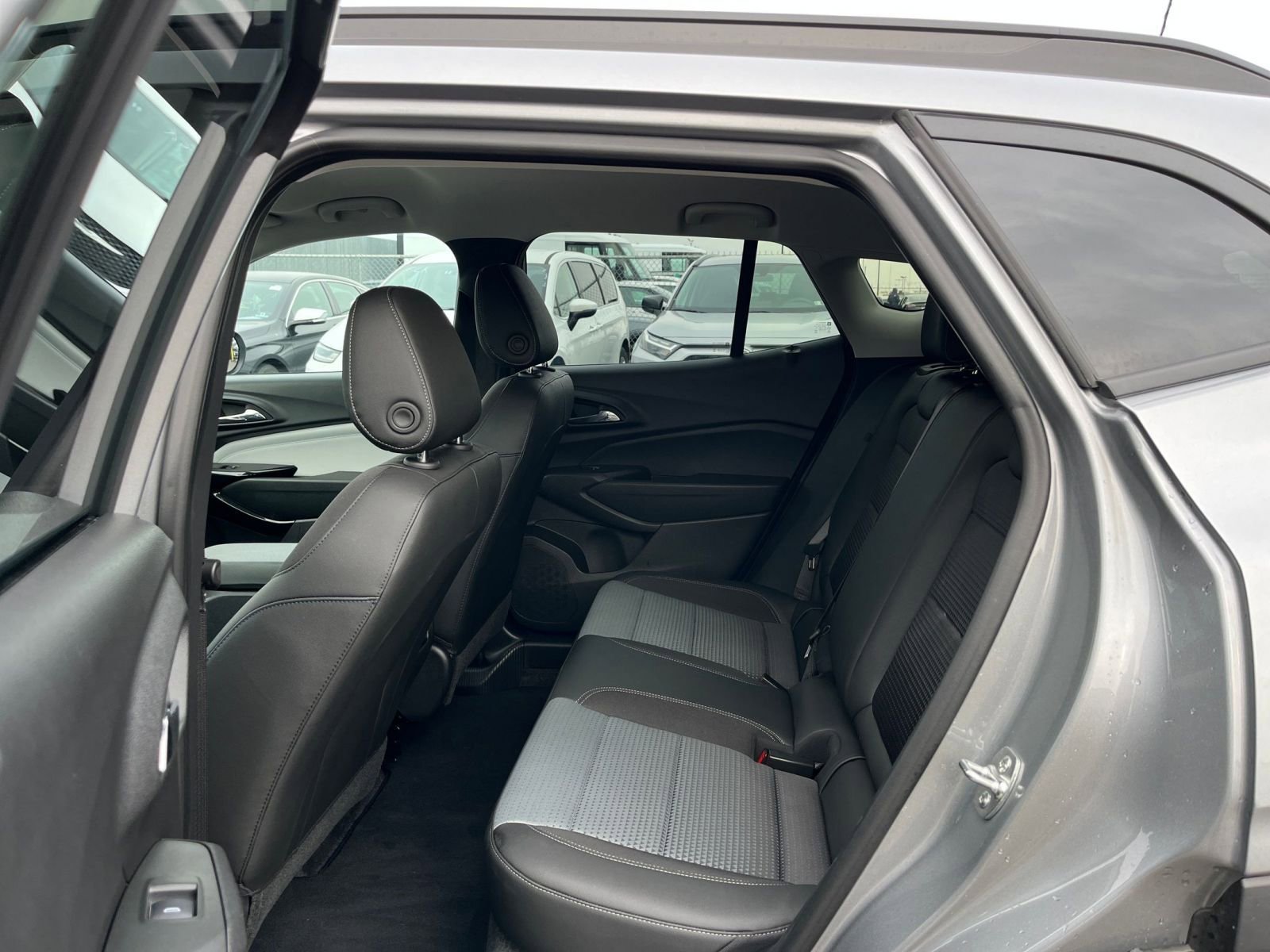 Thumbnail: 2025 Chevrolet Trax - 24