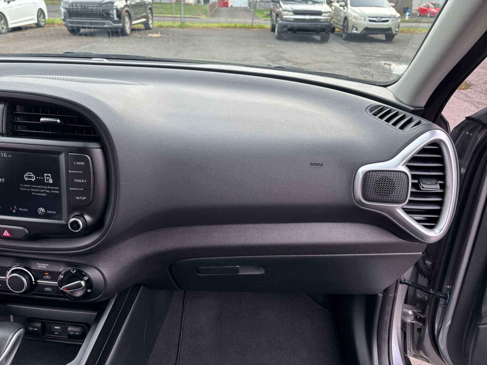 2024 Kia Soul LX 35