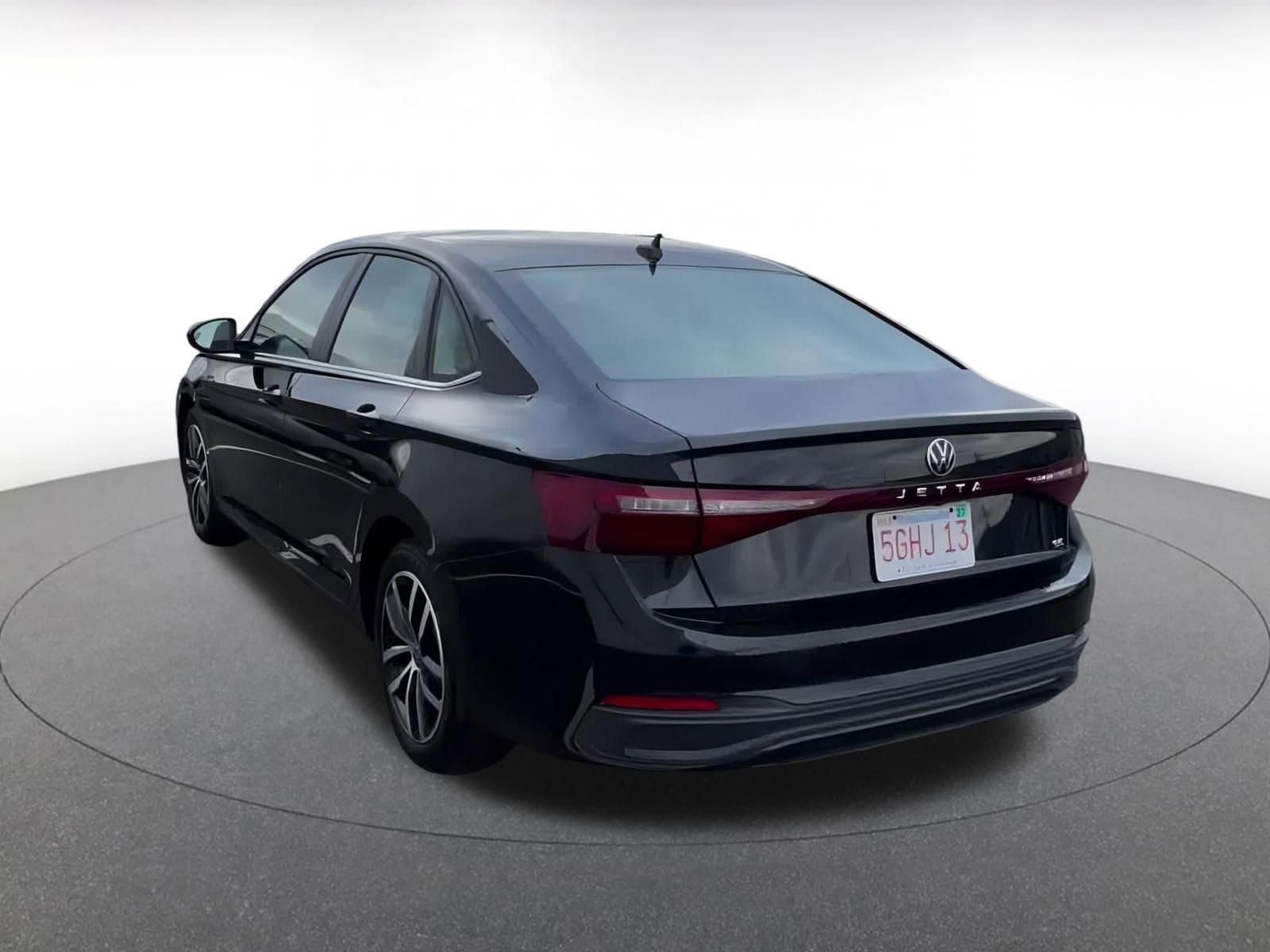 Thumbnail: 2025 Volkswagen Jetta - 12