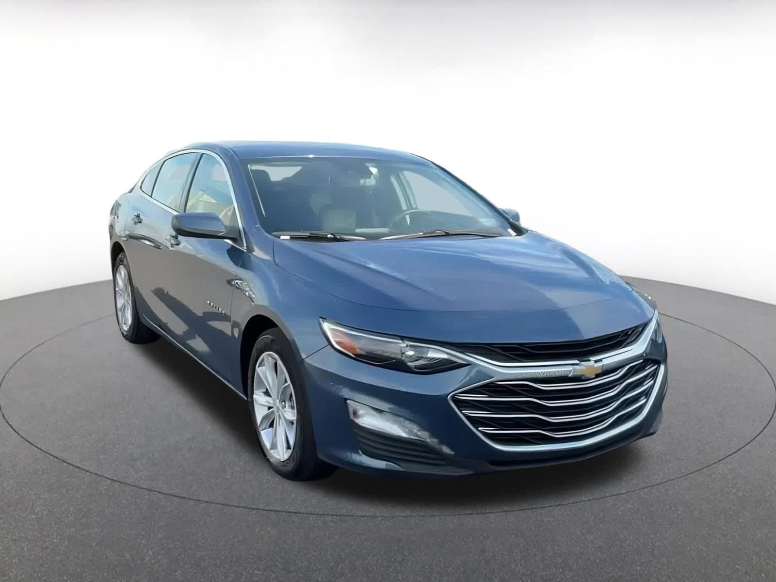 2024 Chevrolet Malibu LT 3