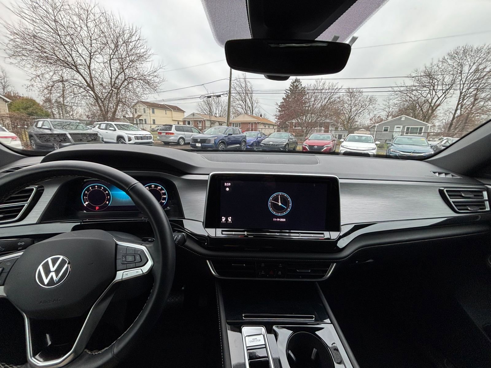 Thumbnail: 2025 Volkswagen Atlas - 33