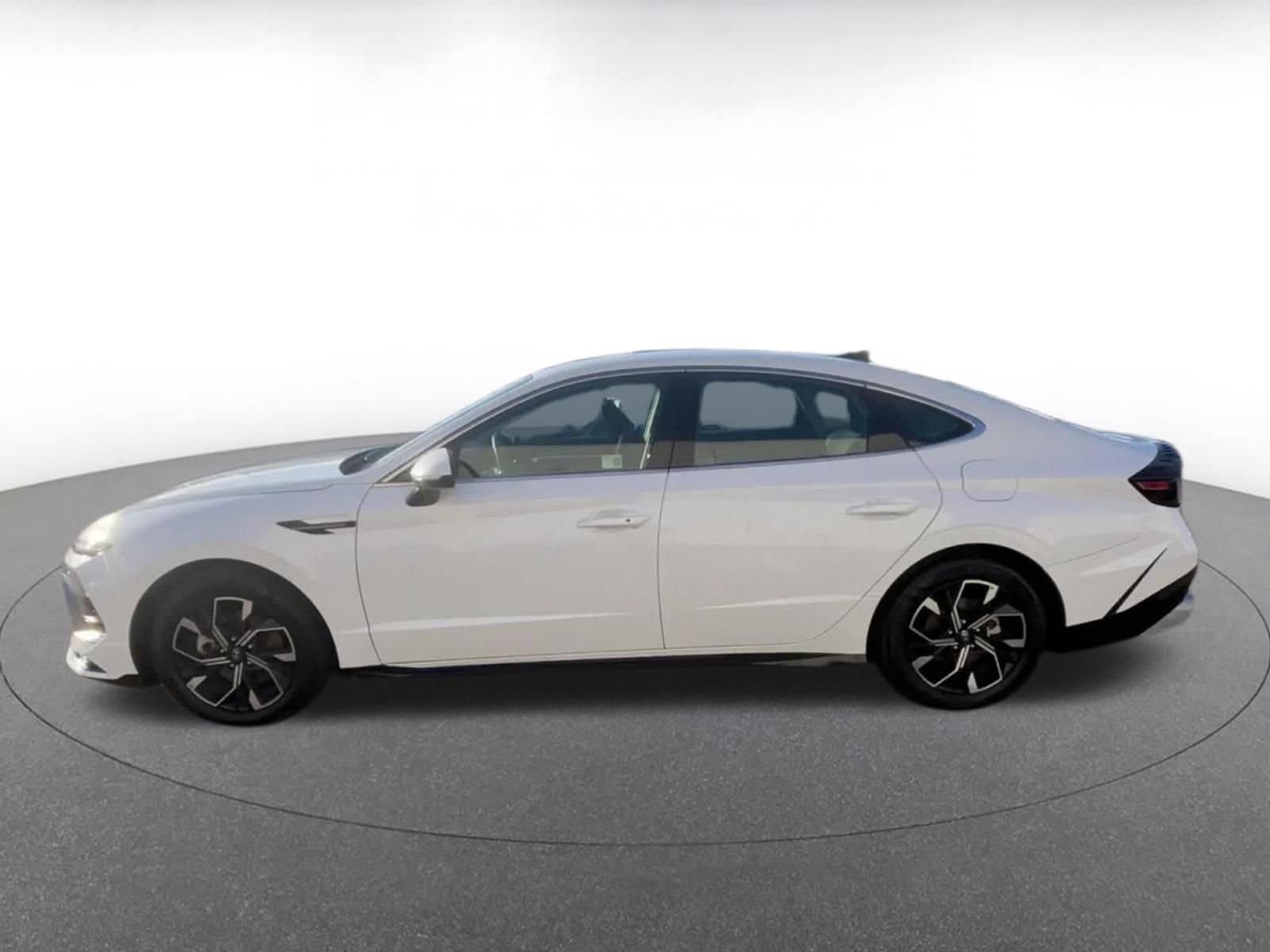 Thumbnail: 2025 Hyundai Sonata - 11